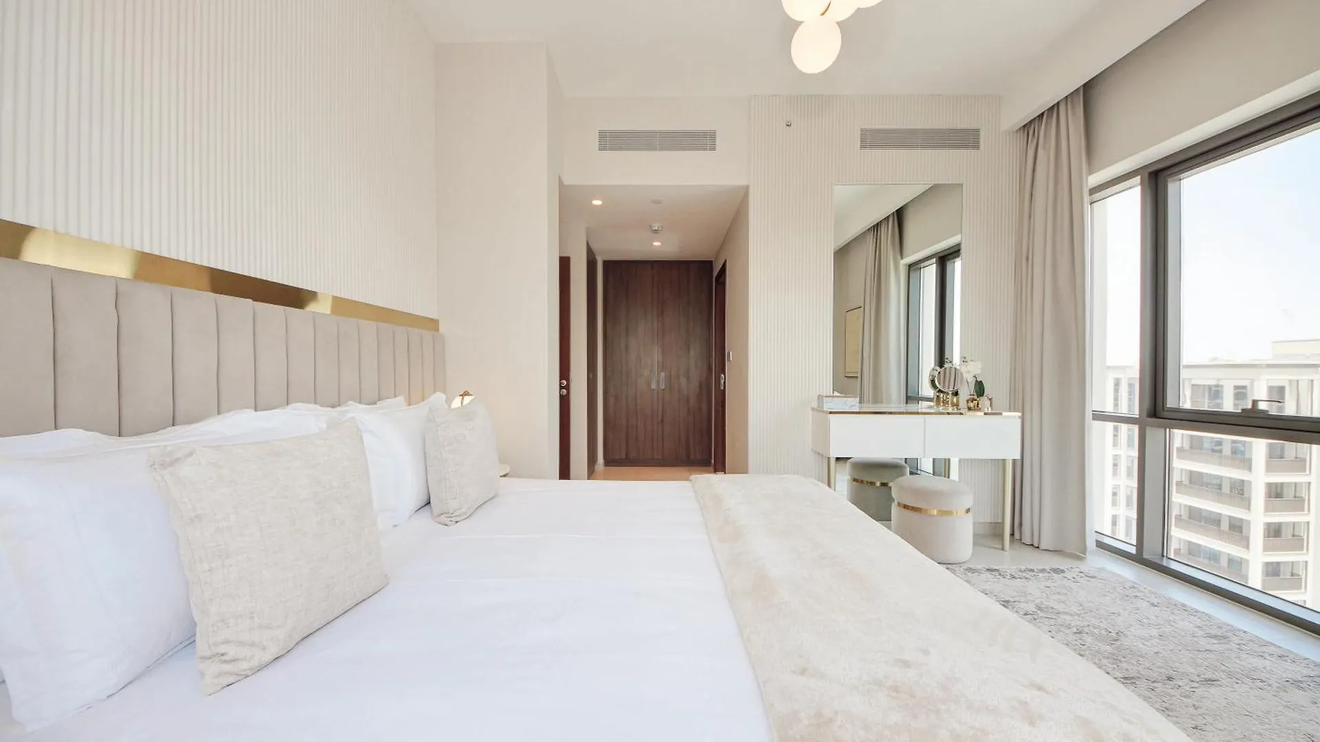 Modern 2Br Apartment - Vida Residences Creek Beach - Creek Beach Access Dubai